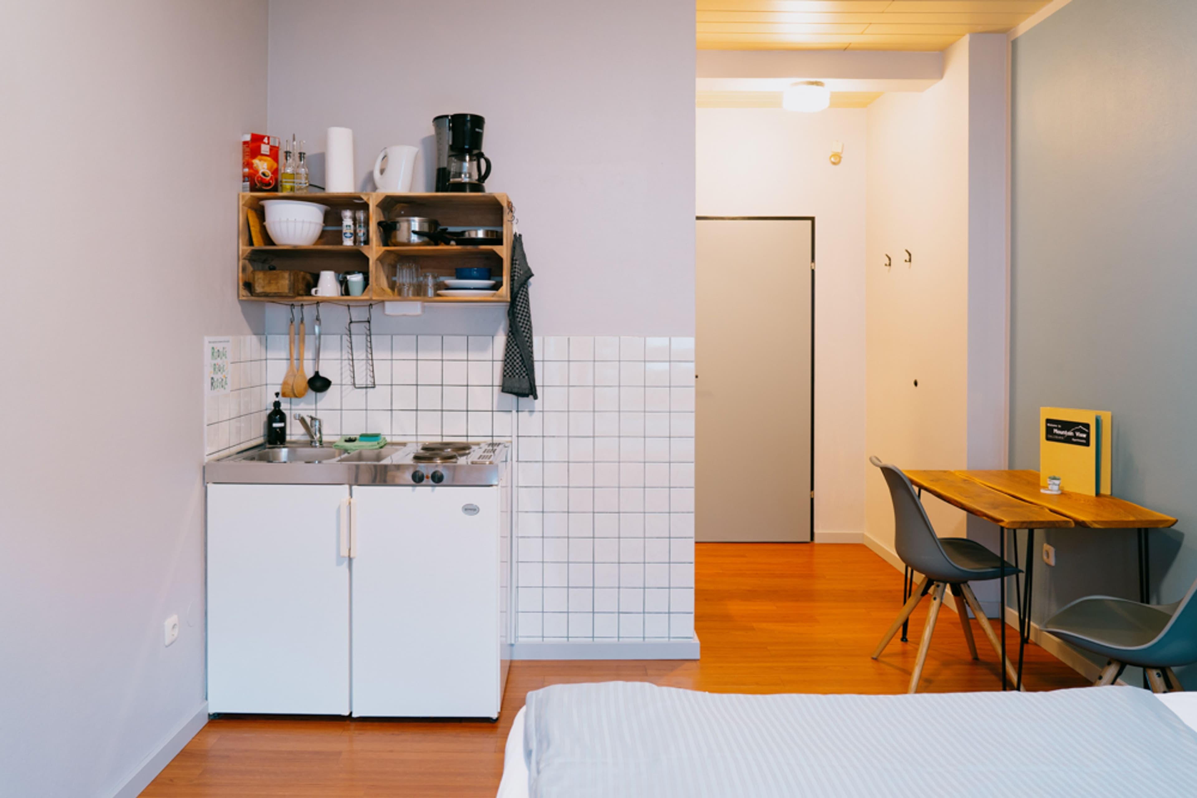 Apartment 2 mit kleiner Terrasse und Blick auf Untersberg - Image 3